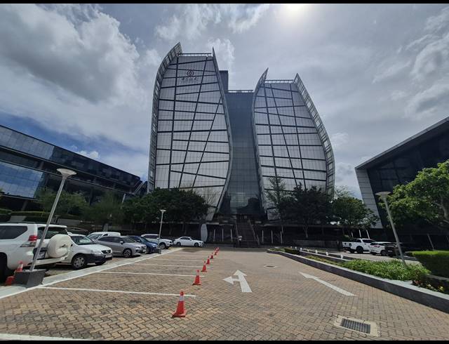 695M² OFFICE TO LET IN SANDTON CENTRAL
